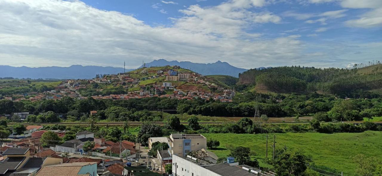 Hotel Pousada Familia De Nazare Cachoeira Paulista Exteriér fotografie