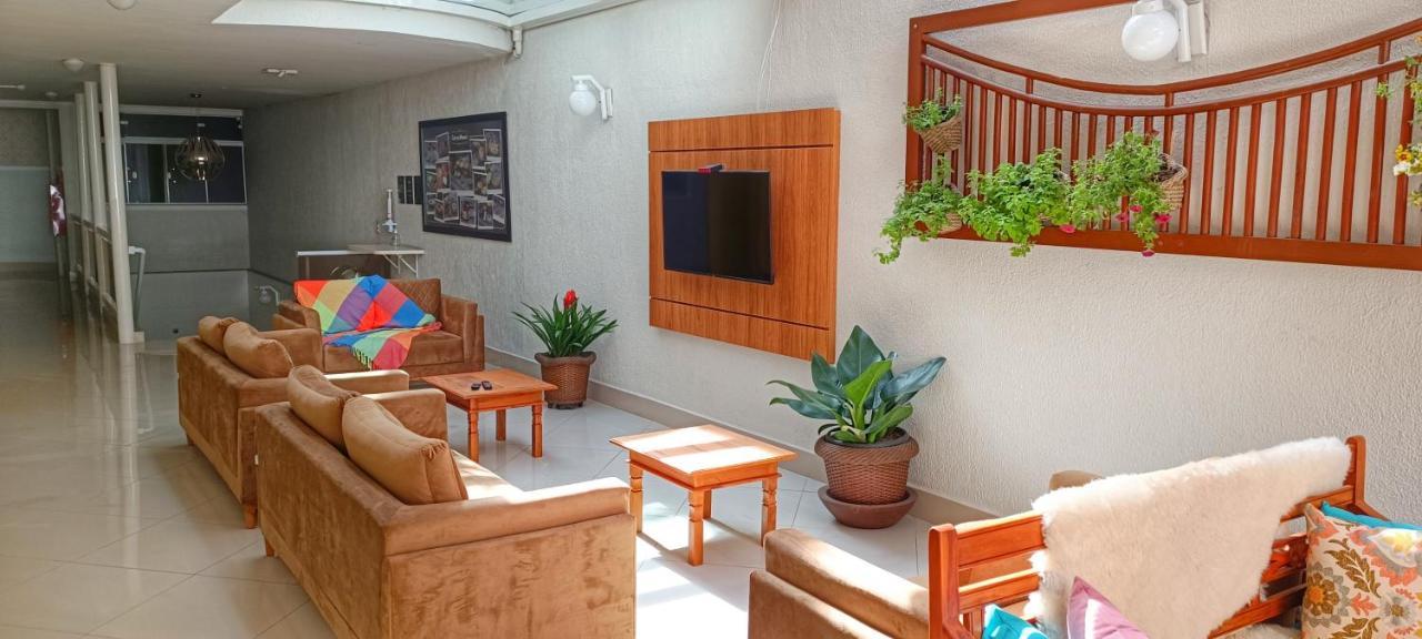 Hotel Pousada Familia De Nazare Cachoeira Paulista Exteriér fotografie