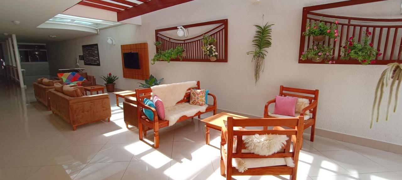 Hotel Pousada Familia De Nazare Cachoeira Paulista Exteriér fotografie